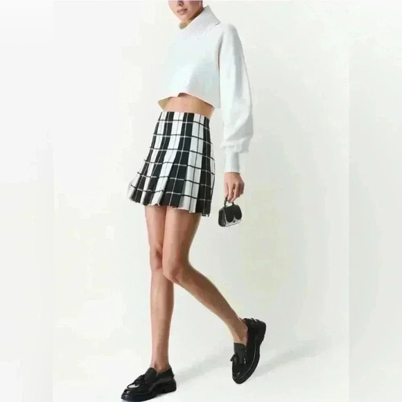 ALICE + OLIVIA Carter Stitch Pleat Mini Skirt 2 Schwarz Black White Plaid $350